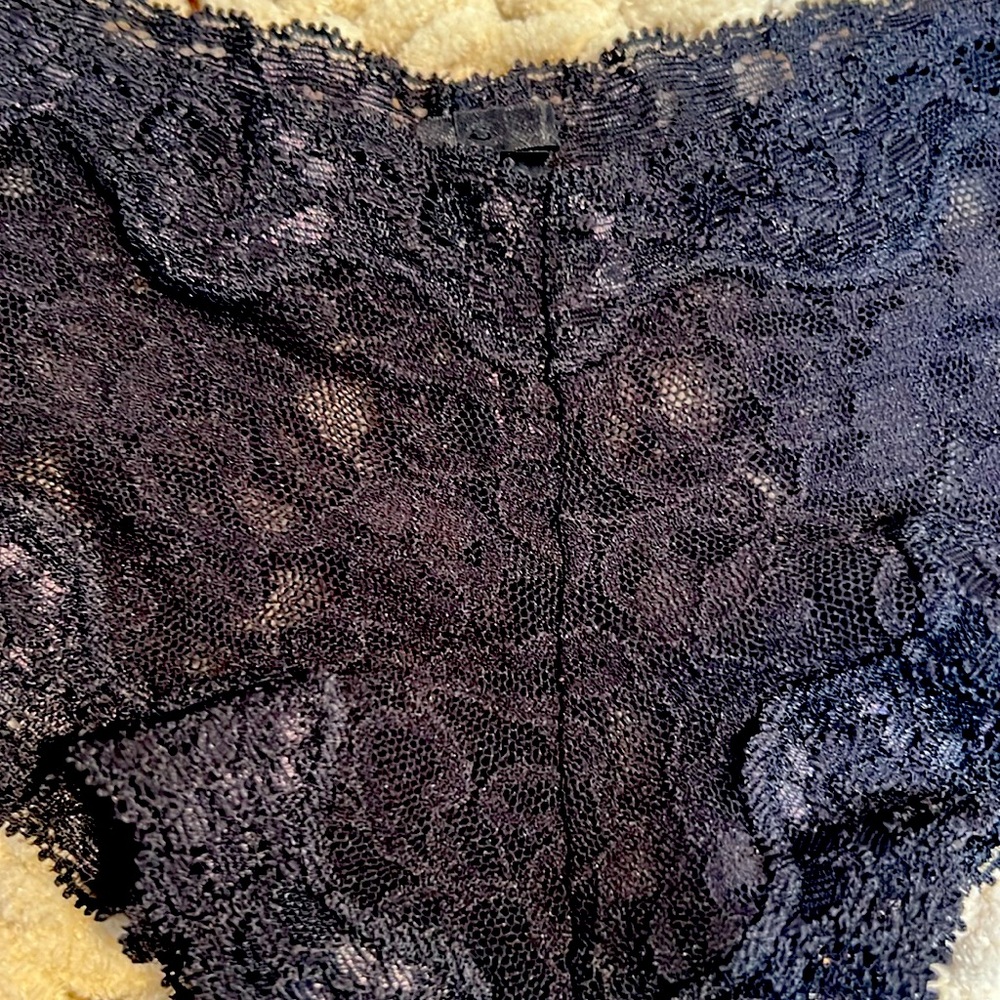NWOT Victoria’s Secret The Lacie black lace cheeky panty - Picture 2 of 7